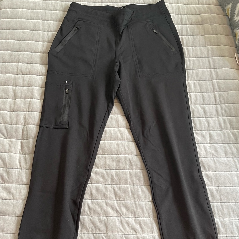 Brand new with tags Jaanuu jogger scrubs